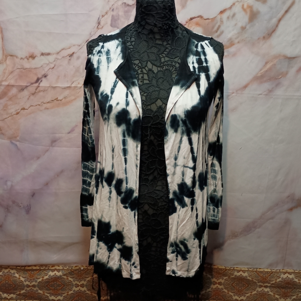 Hot Topic Tie-Dye Cold Shoulder Open Front Cardigan